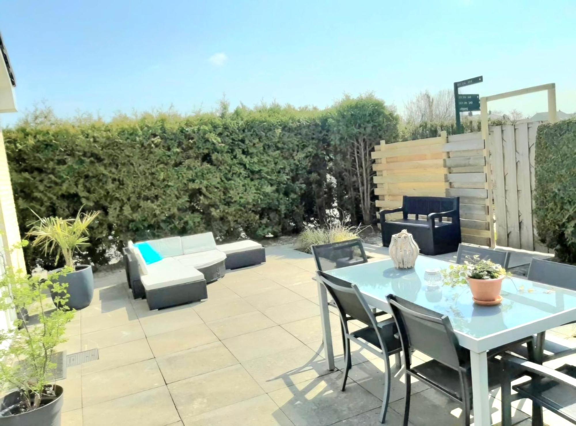 Huisje Finn, Met Grote Tuin En Veel Privacy Dirkshorn Bagian luar foto