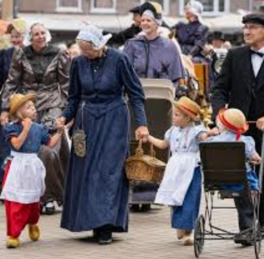 Huisje Finn, Met Grote Tuin En Veel Privacy Dirkshorn Bagian luar foto